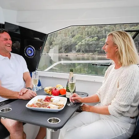 Båthotell Siesta Luxury Boat - Na Lodzi W Marinie Solnej