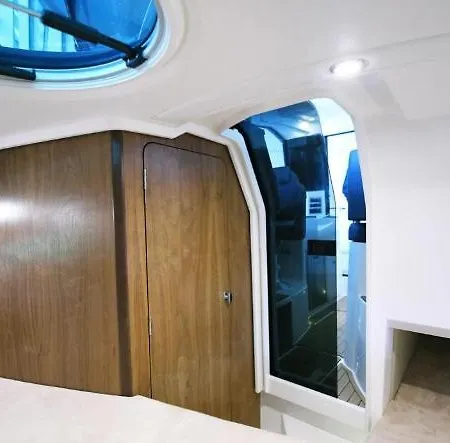 Båthotell Siesta Luxury Boat - Na Lodzi W Marinie Solnej *