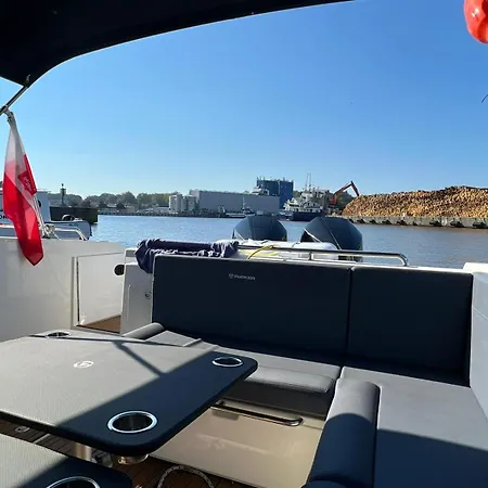 Båthotell Siesta Luxury Boat - Na Lodzi W Marinie Solnej *