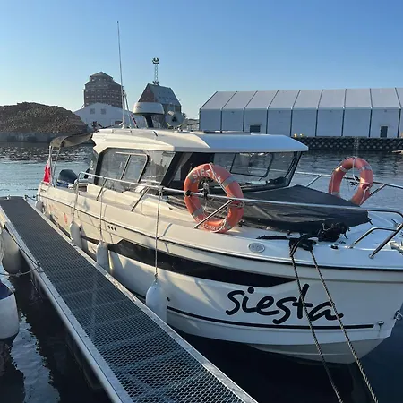 Siesta Luxury Boat - Na Lodzi W Marinie Solnej Båthotell *