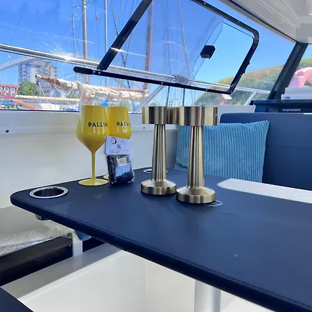 Båthotell Siesta Luxury Boat - Na Lodzi W Marinie Solnej *