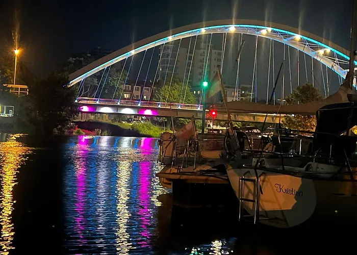 Siesta Boat Båthotell Kołobrzeg